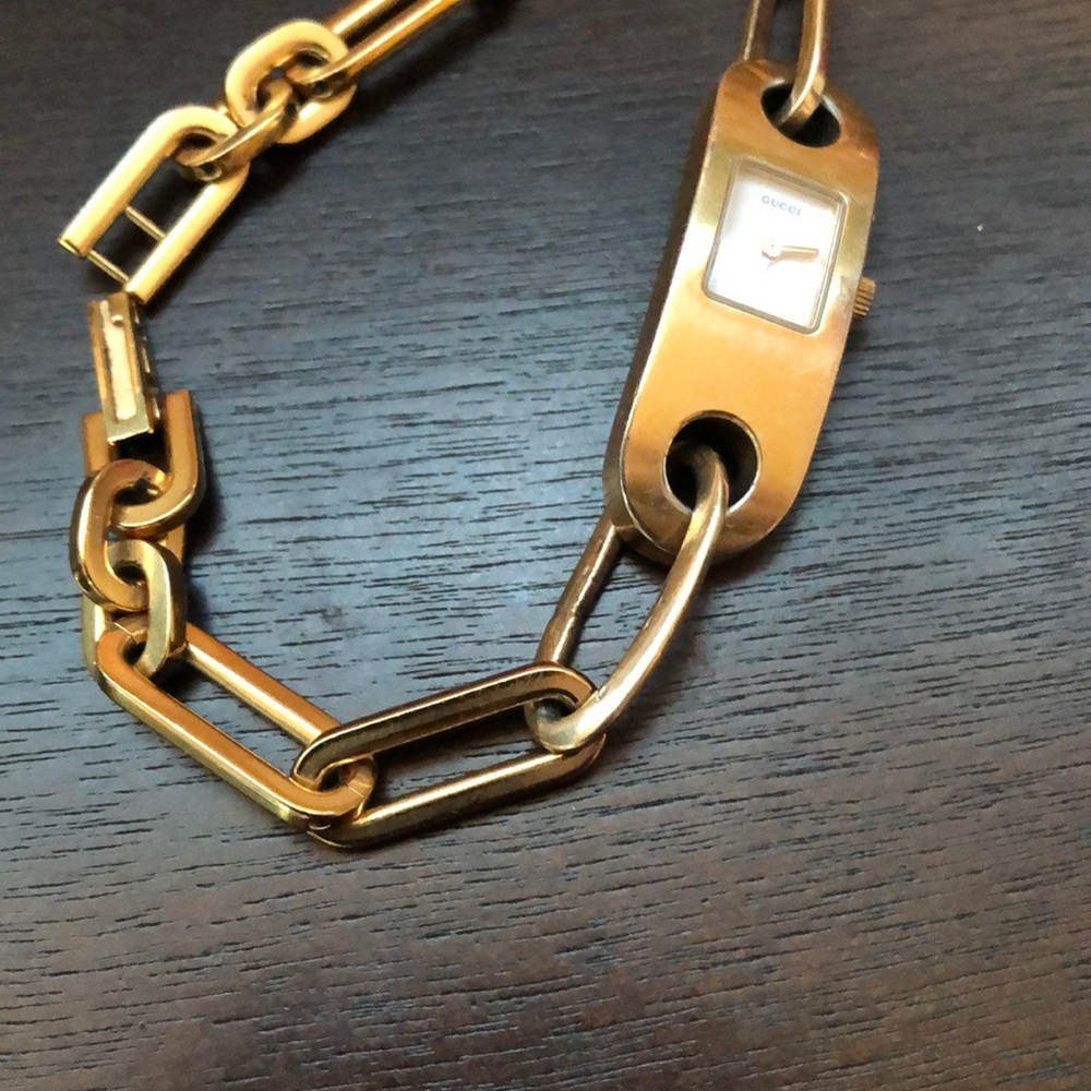 Gucci link bracelet watch